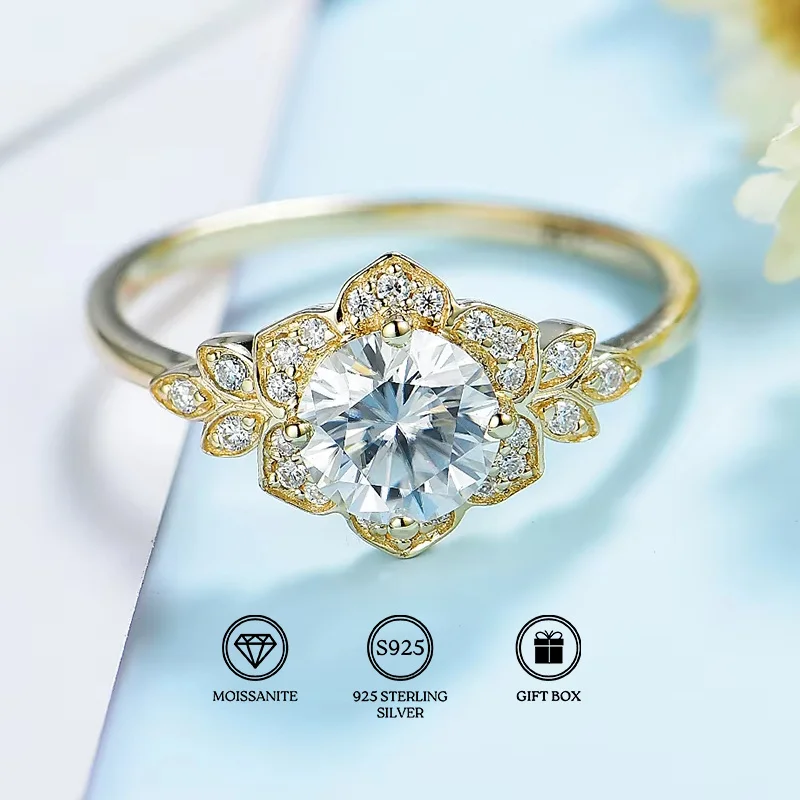 1pc 1/2Carat 925 Sterling Silver Gorgeous Moissanite Round Cut Ring, Simple and Elegant Anniversary Birthday Gift.
1pc 1/2Carat 925 Sterling Silver Gorgeous Moissanite Round Cut Ring, Simple and Elegant Anniversary Birthday Gift.