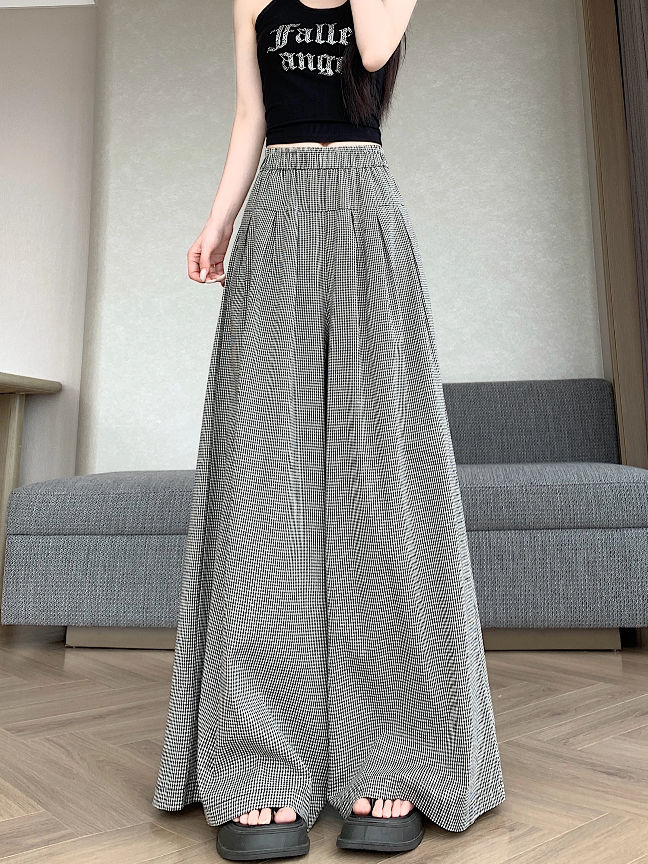 Slimming Plaid Wide Leg Pants Women's Summer New Loose Fitting Draped Thin Versatile Elastic Waist Casual Floor Length Pants
Slimming Plaid Wide Leg Pants Women's Summer New Loose Fitting Draped Thin Versatile Elastic Waist Casual Floor Length Pants