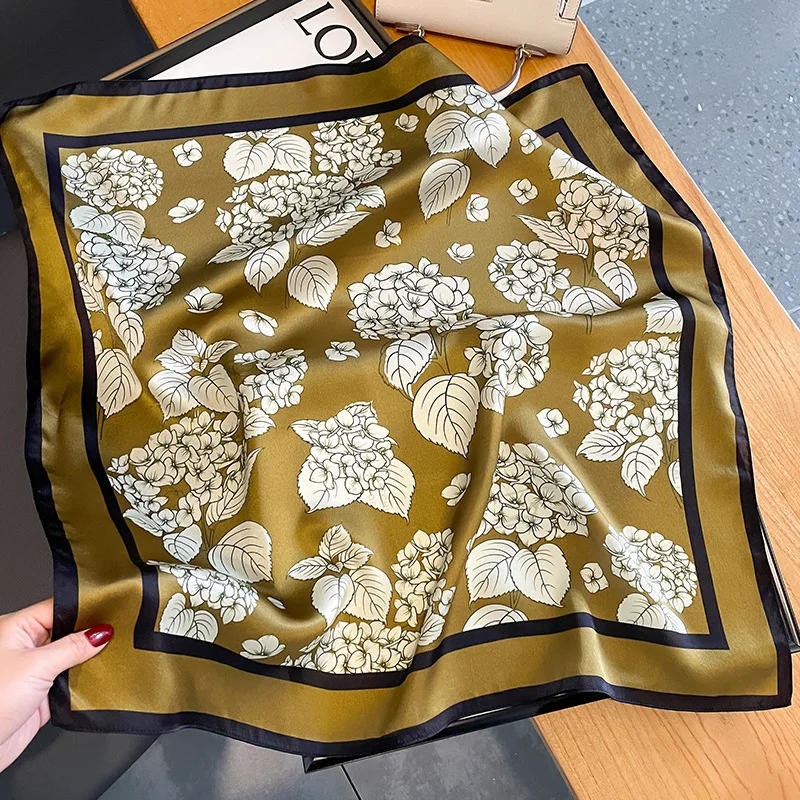 Luxury Brand Beach 100% Pure Silk Scarf Women Design Neck Tie Wrist Wrap Hair Ribbon Headband Neckerchief Square Shawl Bandana
Luxury Brand Beach 100% Pure Silk Scarf Women Design Neck Tie Wrist Wrap Hair Ribbon Headband Neckerchief Square Shawl Bandana