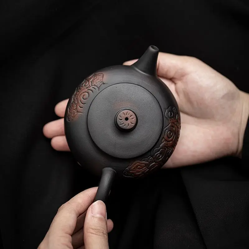 Чайник из фиолетовой глины Su's Ceramics в стиле Сиши, керамический набор для чаепития Кунг-фу с рельефным узором в виде облаков, версия в подарочной коробке
Чайник из фиолетовой глины Su's Ceramics в стиле Сиши, керамический набор для чаепития Кунг-фу с рельефным узором в виде облаков, версия в подарочной коробке