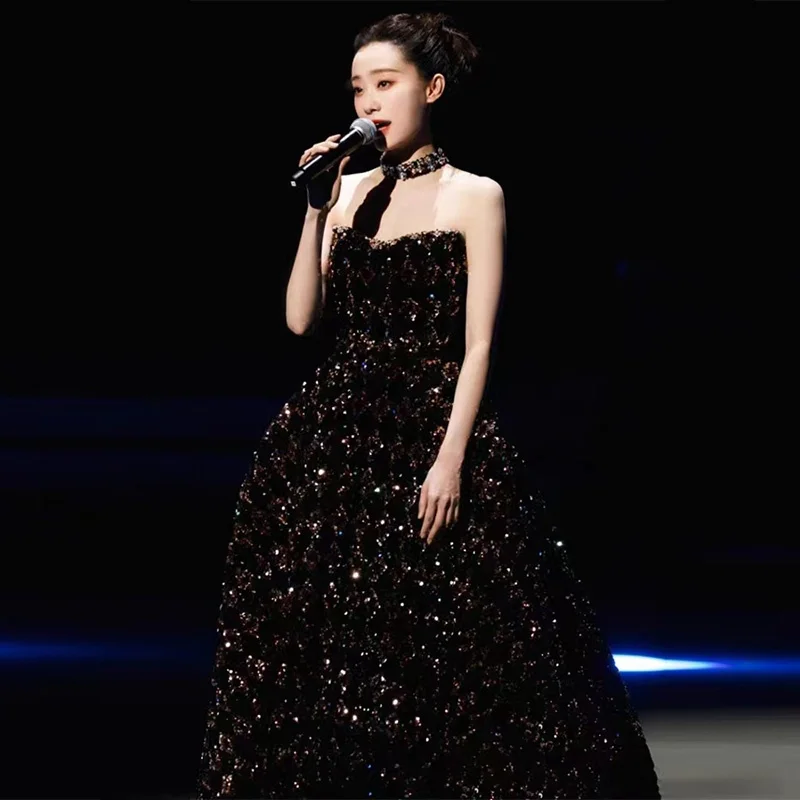 Элегантное длинное вечернее платье для женщин, для выступлений, для ежегодных встреч, для ведущих, с пайетками, в пол, бальное, модное, без бретелек
Элегантное длинное вечернее платье для женщин, для выступлений, для ежегодных встреч, для ведущих, с пайетками, в пол, бальное, модное, без бретелек