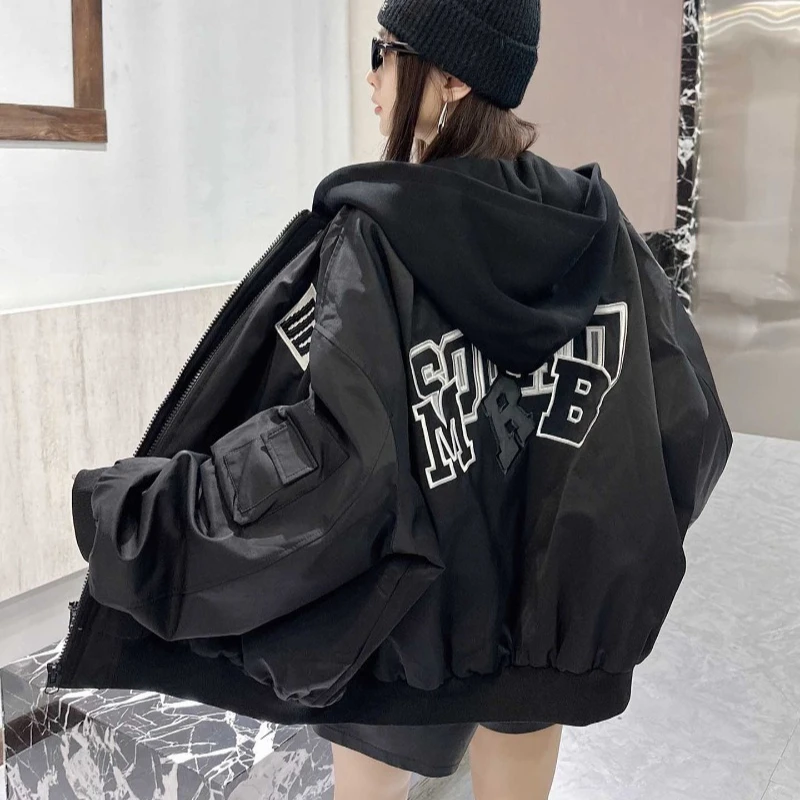 European Style Oversized Women's Padded Jacket - Hooded Baseball Utility Coat with Two-in-One Design for Autumn Winter
European Style Oversized Women's Padded Jacket - Hooded Baseball Utility Coat with Two-in-One Design for Autumn Winter