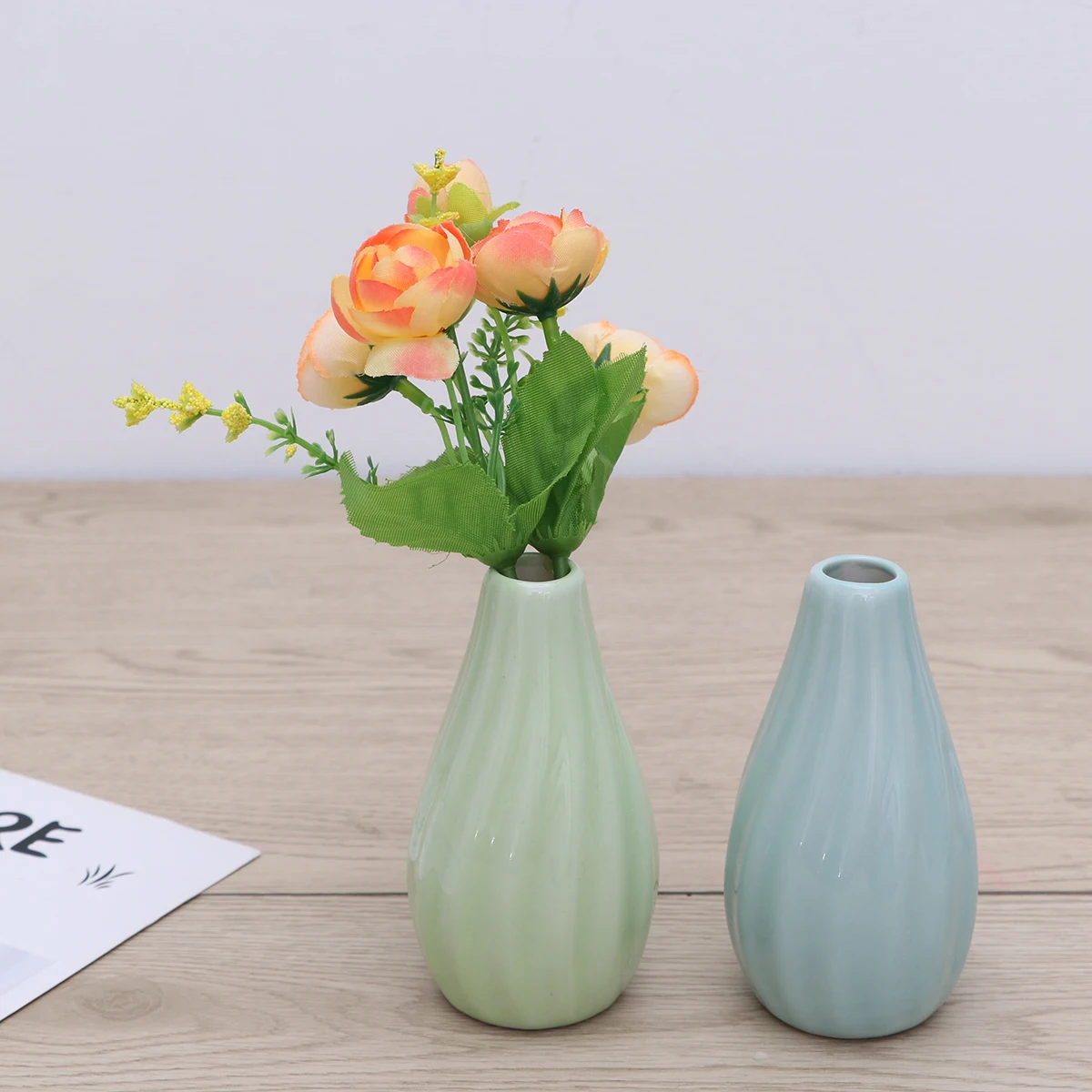 4Pcs Ceramic Vase Decorative Desktop Flower Vase Professional Ceramics Engineering Pink Blue Cyan White
4Pcs Ceramic Vase Decorative Desktop Flower Vase Professional Ceramics Engineering Pink Blue Cyan White