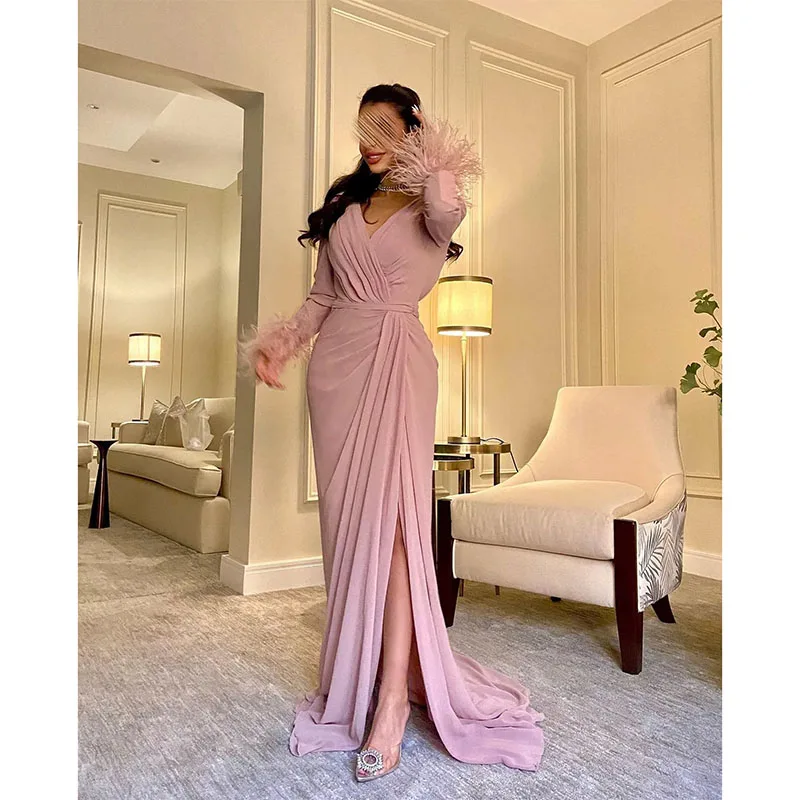 Classy Pink Evening Dresses V Neck Long Sleeves Muslim Kaftan Prom Dress Pleats Split Feathers Special occasion Formal dresses
Classy Pink Evening Dresses V Neck Long Sleeves Muslim Kaftan Prom Dress Pleats Split Feathers Special occasion Formal dresses