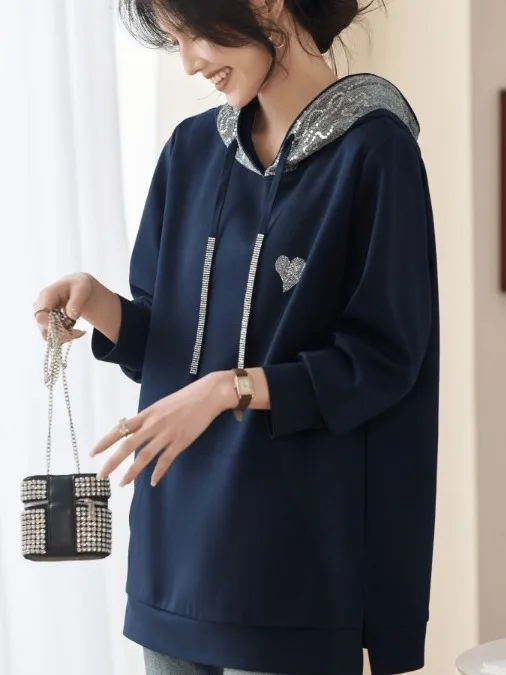 Новая осенняя женская толстовка свободного кроя с длинными рукавами, яркими деталями и средней длины, в европейском стиле, модный топ для женщин...
Новая осенняя женская толстовка свободного кроя с длинными рукавами, яркими деталями и средней длины, в европейском стиле, модный топ для женщин...