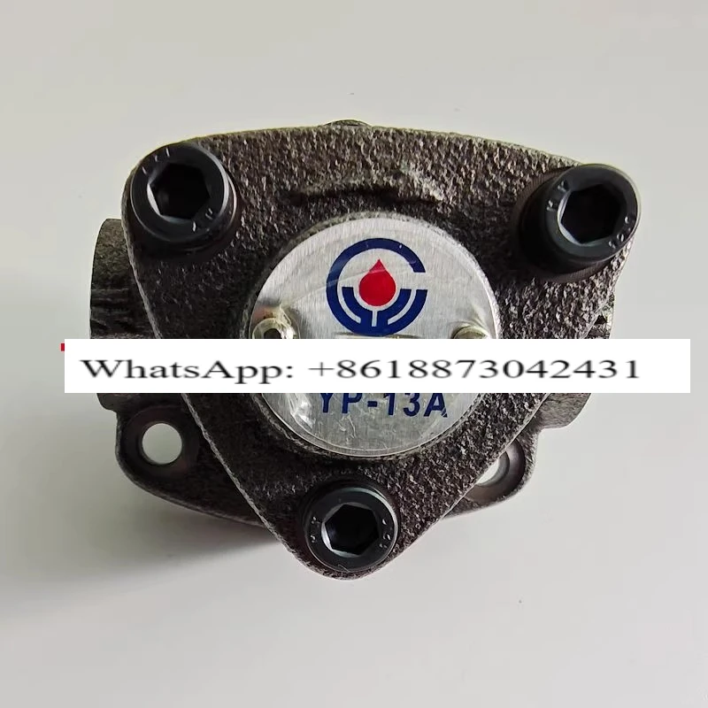 CHENYING Taiwan Province Changhua Zhenrong Motor Pumping Oil Supply Triangle Pump CYP-10A-11A-12A-13AVB
CHENYING Taiwan Province Changhua Zhenrong Motor Pumping Oil Supply Triangle Pump CYP-10A-11A-12A-13AVB