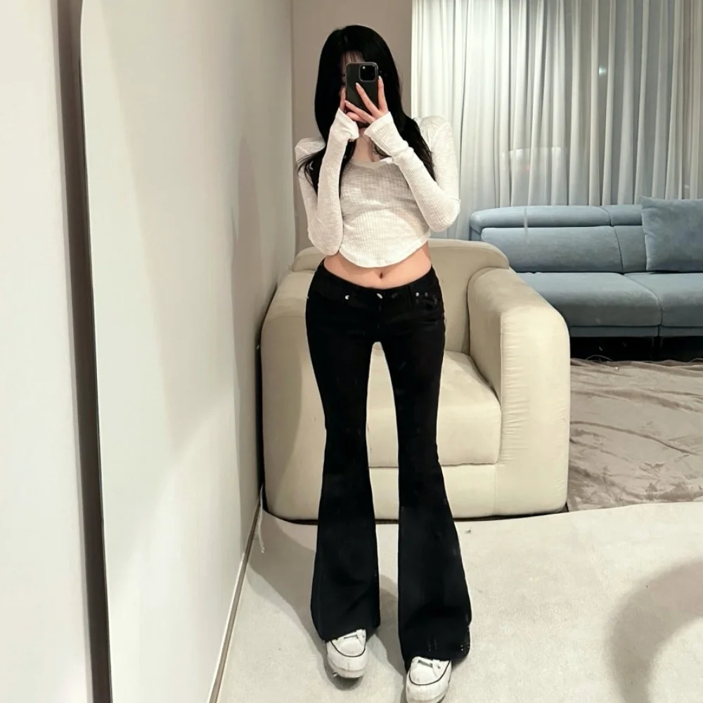 Джинсы с низкой посадкой, облегающие, с эффектом увеличения объема бедер, удобные, модные, женская одежда, брюки с удлинением ног, трендовые.
Джинсы с низкой посадкой, облегающие, с эффектом увеличения объема бедер, удобные, модные, женская одежда, брюки с удлинением ног, трендовые.