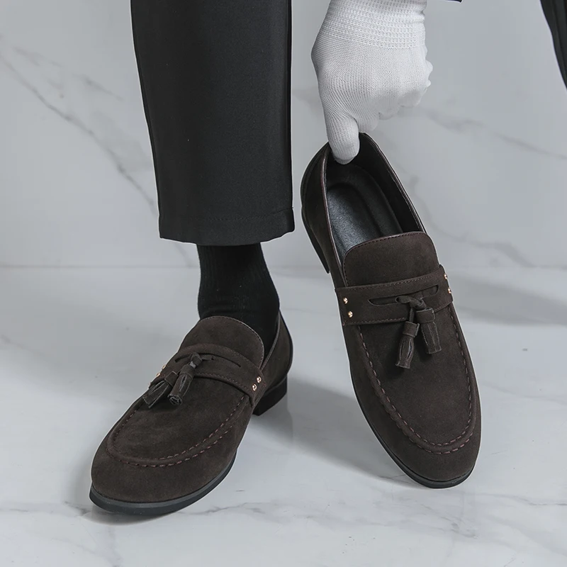 Men Lightweight Breathable Business Office Shoes New Suede Leather Soft Sole Slip on Casual Shoes Low Cut Loafers Tassel Shoes
Men Lightweight Breathable Business Office Shoes New Suede Leather Soft Sole Slip on Casual Shoes Low Cut Loafers Tassel Shoes