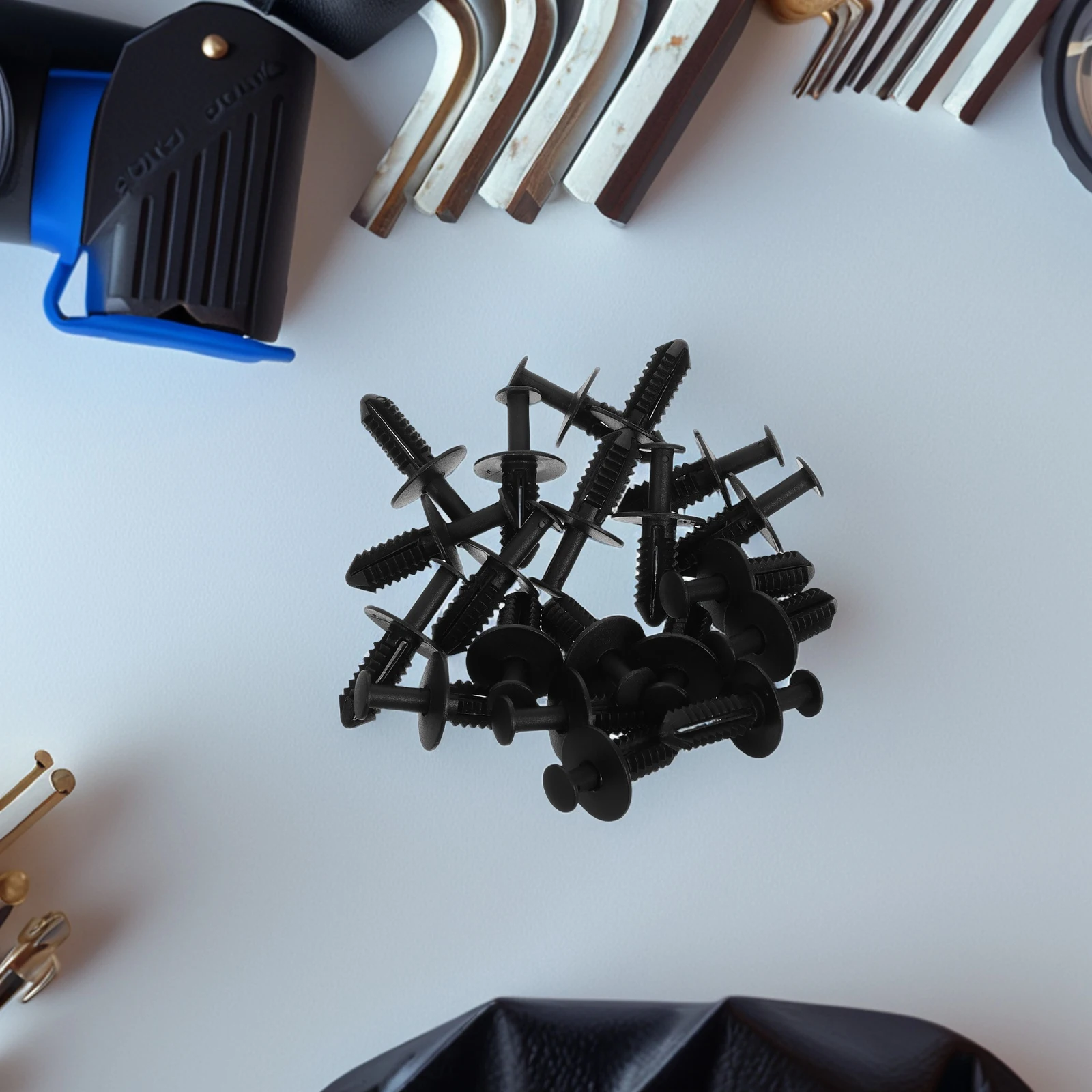 20pcs Universal Car Fastener Clips Plastic Bumper Retainer Compatible For Bmw Automotive Door Panel Body Fasteners Kit
20pcs Universal Car Fastener Clips Plastic Bumper Retainer Compatible For Bmw Automotive Door Panel Body Fasteners Kit