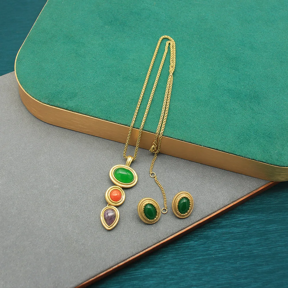 Second-hand Niche Style Design Spring New Product Natural Stone Pendant Necklace Earrings Suit
Second-hand Niche Style Design Spring New Product Natural Stone Pendant Necklace Earrings Suit