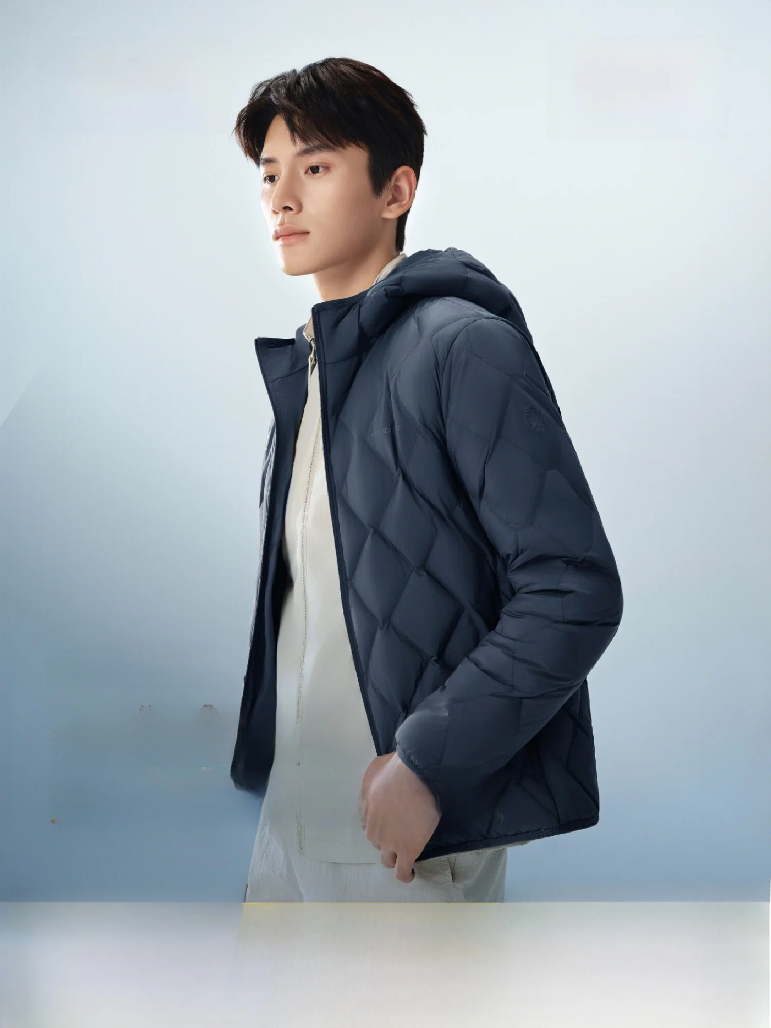 Bosideng Goose down Short Puffer Jacket Men's Lightweight Warm Fashionable Hooded Spring Outerwear Nylon Polyester Fill
Bosideng Goose down Short Puffer Jacket Men's Lightweight Warm Fashionable Hooded Spring Outerwear Nylon Polyester Fill