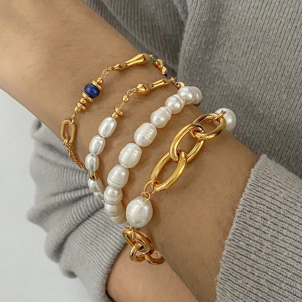 Stainless Steel Pearl Bracelet Premium Ins Light Luxury Earrings Titanium Steel Jewelry Earrings Personalized Bracelet
Stainless Steel Pearl Bracelet Premium Ins Light Luxury Earrings Titanium Steel Jewelry Earrings Personalized Bracelet
