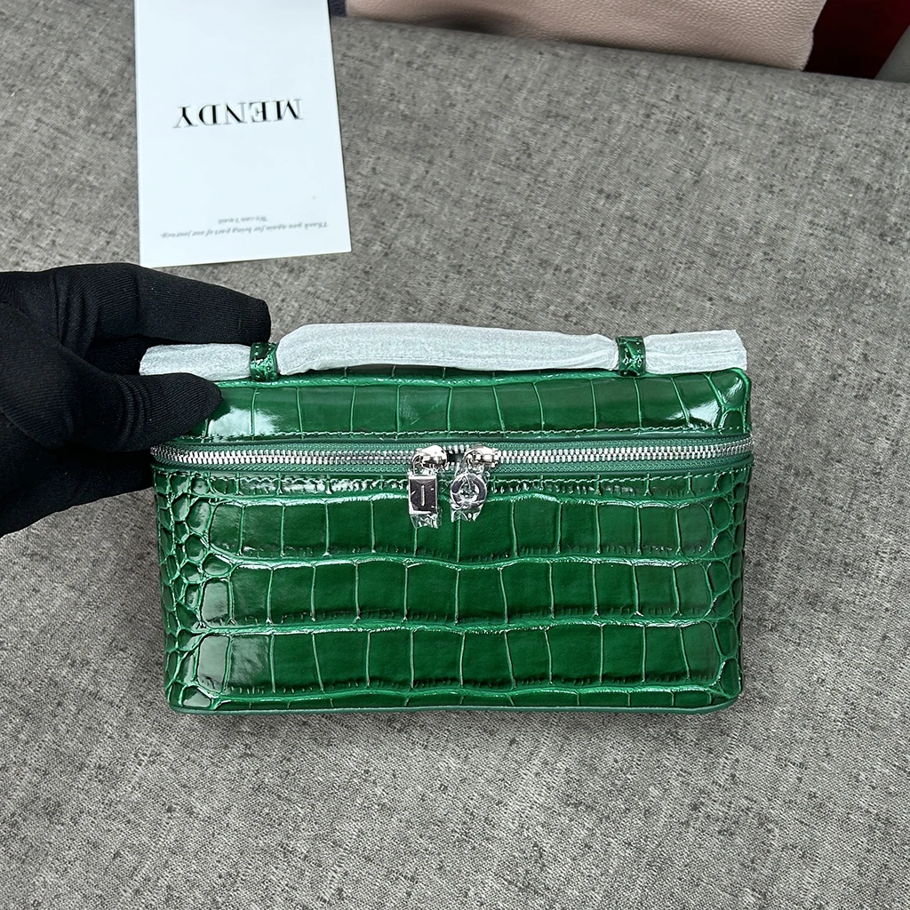 Shoulder Bag Handbag women Luxury Women's Crocodile Embossed Mobile Phone Handbag Brand New LP19 Genuine Leather Mini Small size
Shoulder Bag Handbag women Luxury Women's Crocodile Embossed Mobile Phone Handbag Brand New LP19 Genuine Leather Mini Small size