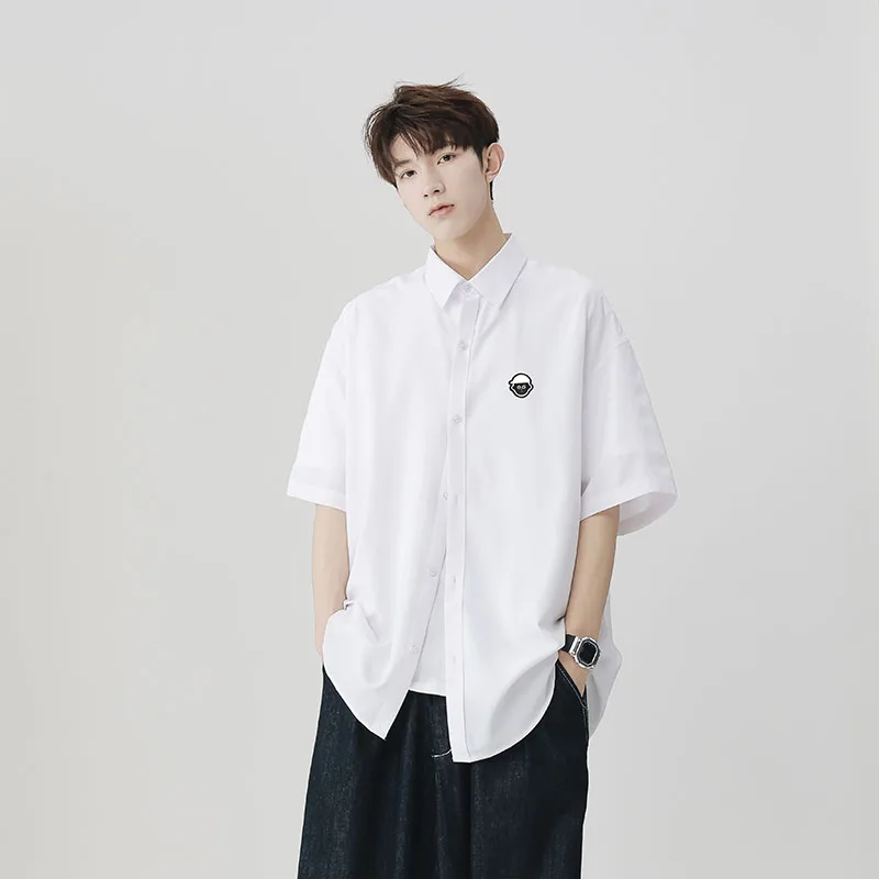 Spring/Summer Men's Shirts Japanese Solid Polo Neck Casual Men's Short Sleeve Top Large Simple Hong Kong Breathable Shirt
Spring/Summer Men's Shirts Japanese Solid Polo Neck Casual Men's Short Sleeve Top Large Simple Hong Kong Breathable Shirt
