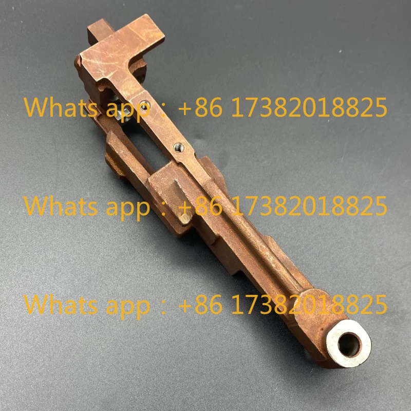 335 держатель игольчатого стержня для подшивки 05738, качающийся стол для игольчатого стержня, держатель для игольчатого стержня, аксессуары для швейных машин
335 держатель игольчатого стержня для подшивки 05738, качающийся стол для игольчатого стержня, держатель для игольчатого стержня, аксессуары для швейных машин