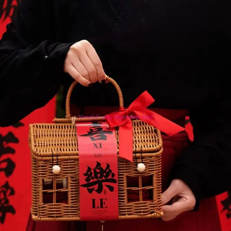 Retro Look Handled Organizers Basket Sustainable Materials for Gift Presentation
Retro Look Handled Organizers Basket Sustainable Materials for Gift Presentation