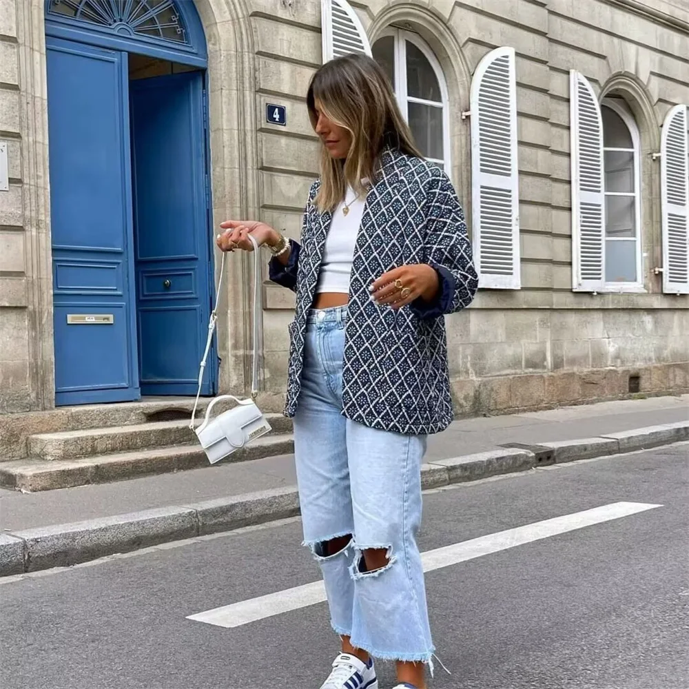 Autumn New Product Women's Fashion Leisure Versatile Long Sleeve Ethnic Style Quilted Cotton Printed Cotton Jacket
Autumn New Product Women's Fashion Leisure Versatile Long Sleeve Ethnic Style Quilted Cotton Printed Cotton Jacket