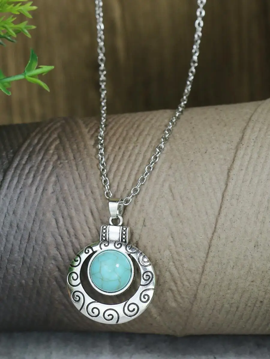 Turquoise Pendant Necklace With Spiral Design Ethnic Style Jewelry
Turquoise Pendant Necklace With Spiral Design Ethnic Style Jewelry