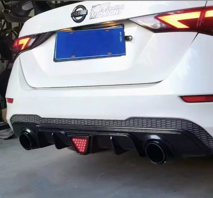 Rear Bumper Diffuser Dual Pipe Decoration With Led Lamp For Nissan Sentra Sylphy 2020-2022 Bodykit Exterior Accessories Parts
Rear Bumper Diffuser Dual Pipe Decoration With Led Lamp For Nissan Sentra Sylphy 2020-2022 Bodykit Exterior Accessories Parts