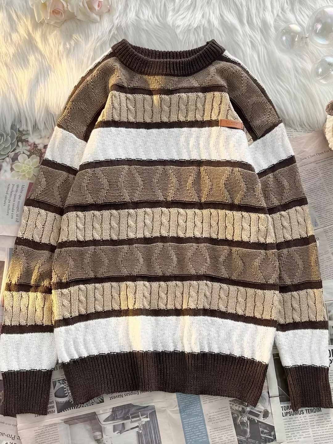Ladies Oversized Knitted Sweater Autumn Winter Warm Striped Color Blo Fluffy Flower Patterned Couple Tops Casual Commute
Ladies Oversized Knitted Sweater Autumn Winter Warm Striped Color Blo Fluffy Flower Patterned Couple Tops Casual Commute