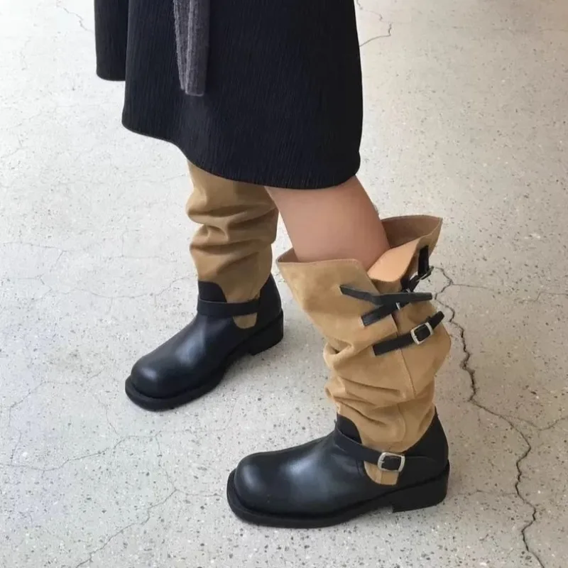 Winter New Round Toe Spliced Sleeve Belt Buckle Anti-slip Wear-resistant Block Heel Single Shoes High Boots
Winter New Round Toe Spliced Sleeve Belt Buckle Anti-slip Wear-resistant Block Heel Single Shoes High Boots