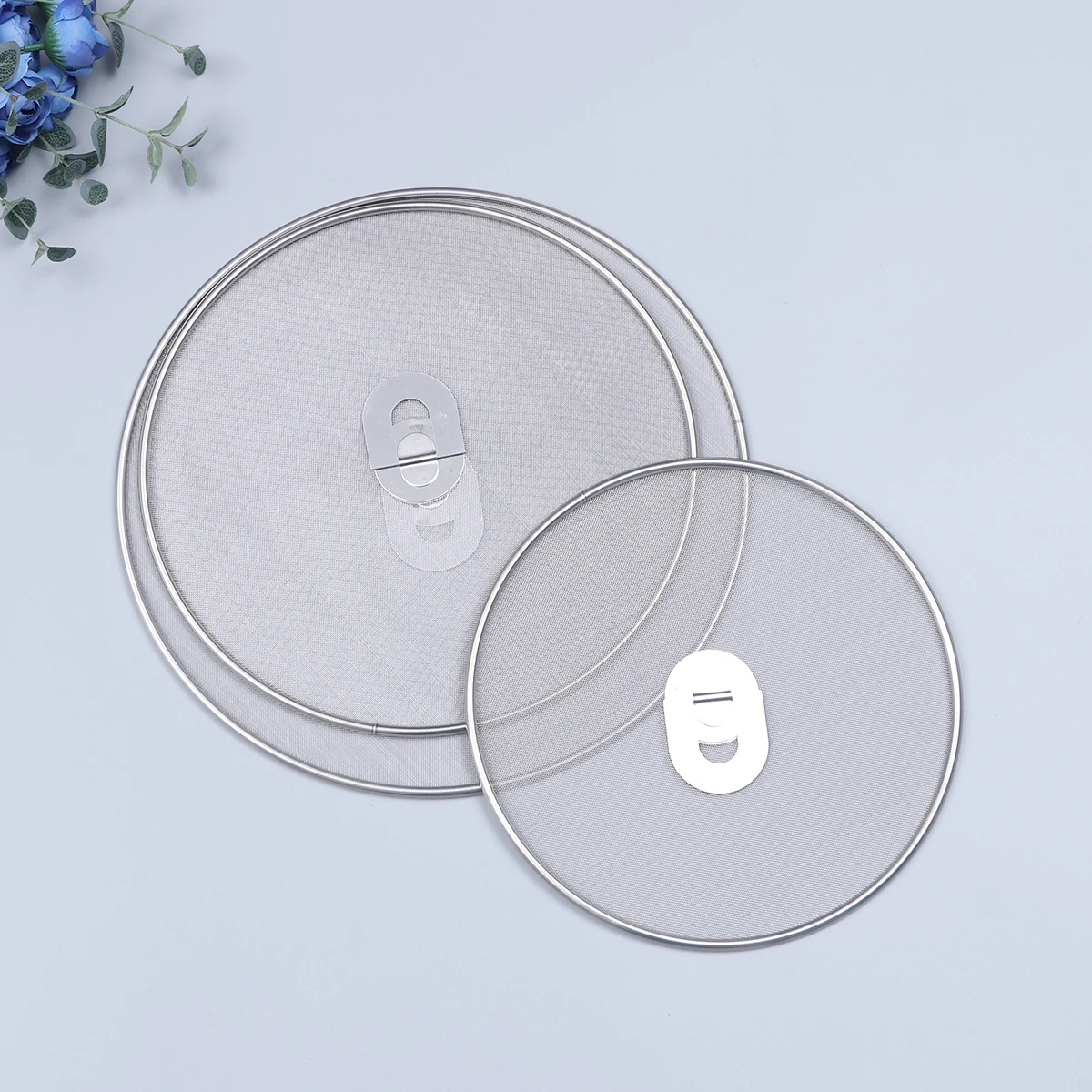 2 Pcs Oil Splatter Guard Stainless Steel Cooling Mat Pot Safeguard Anti Spill Lid Cover Large Mesh Food Grade Kitchen Bar
2 Pcs Oil Splatter Guard Stainless Steel Cooling Mat Pot Safeguard Anti Spill Lid Cover Large Mesh Food Grade Kitchen Bar