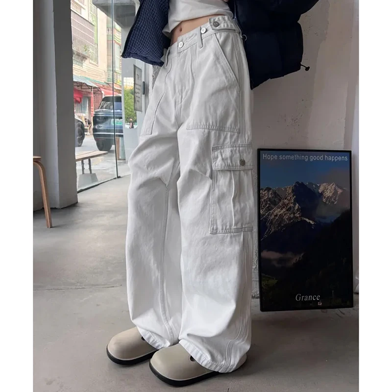 Y2K Fashion Loose White Jeans Women Oversize Solid Pockets Straight Wide Leg Denim Pants Fashion New All Match Female Trousers
Y2K Fashion Loose White Jeans Women Oversize Solid Pockets Straight Wide Leg Denim Pants Fashion New All Match Female Trousers