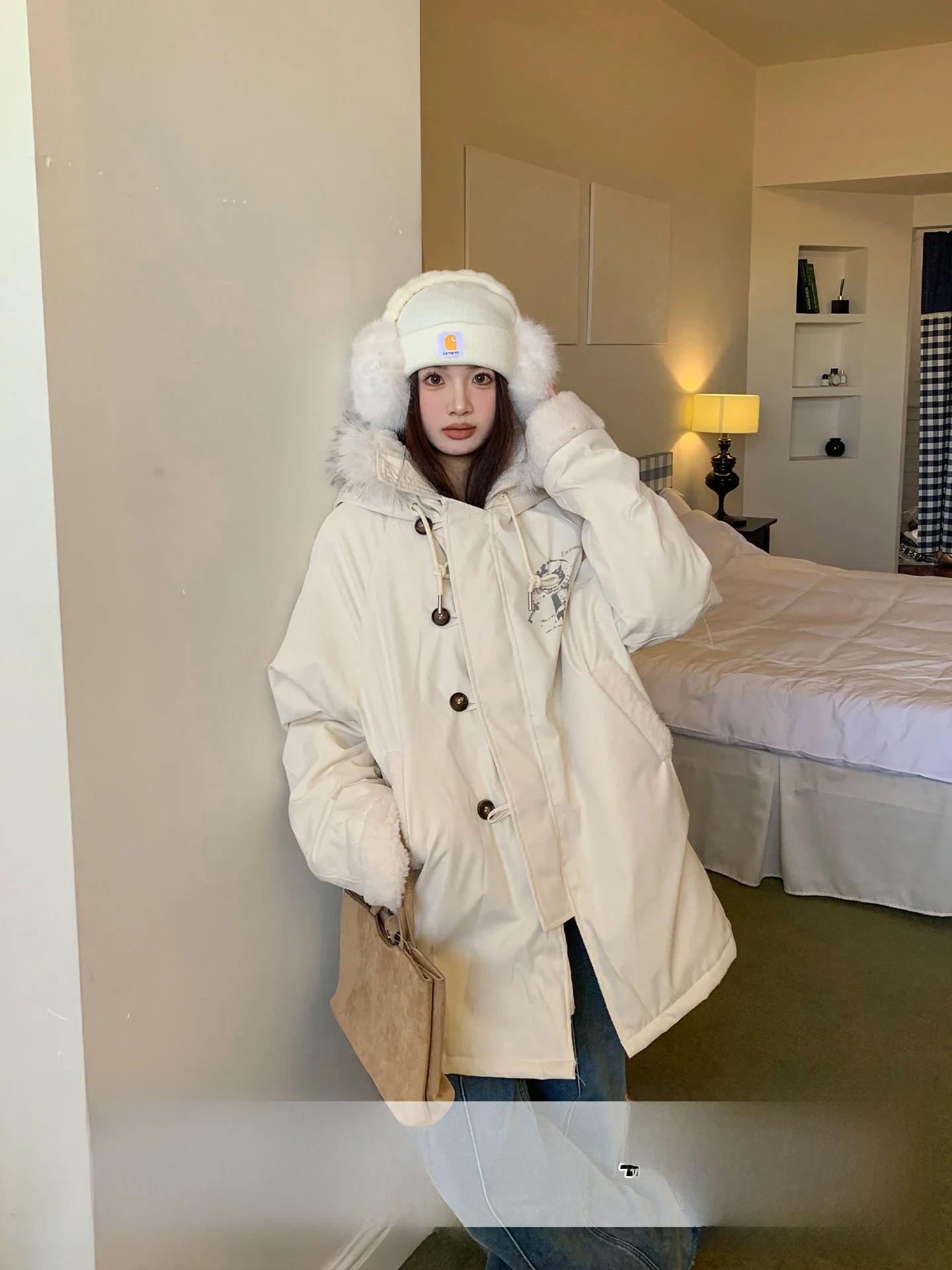 Женская парка с капюшоном и меховым воротником Orange Tree: теплая, универсальная, свободная, повседневная, средней длины, хлопковая куртка для зимы
Женская парка с капюшоном и меховым воротником Orange Tree: теплая, универсальная, свободная, повседневная, средней длины, хлопковая куртка для зимы