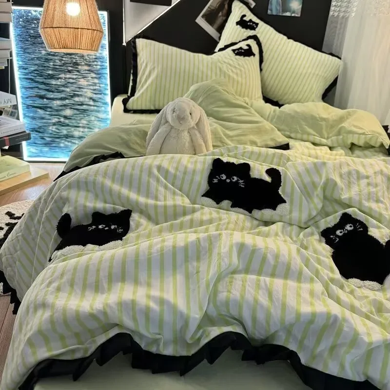 Summer Green Striped Cat Hot Sale Quilt Cover Black Cat Four-Piece Set Embroidered Washed Cotton Quilt Cover Bed Sheet People
Summer Green Striped Cat Hot Sale Quilt Cover Black Cat Four-Piece Set Embroidered Washed Cotton Quilt Cover Bed Sheet People