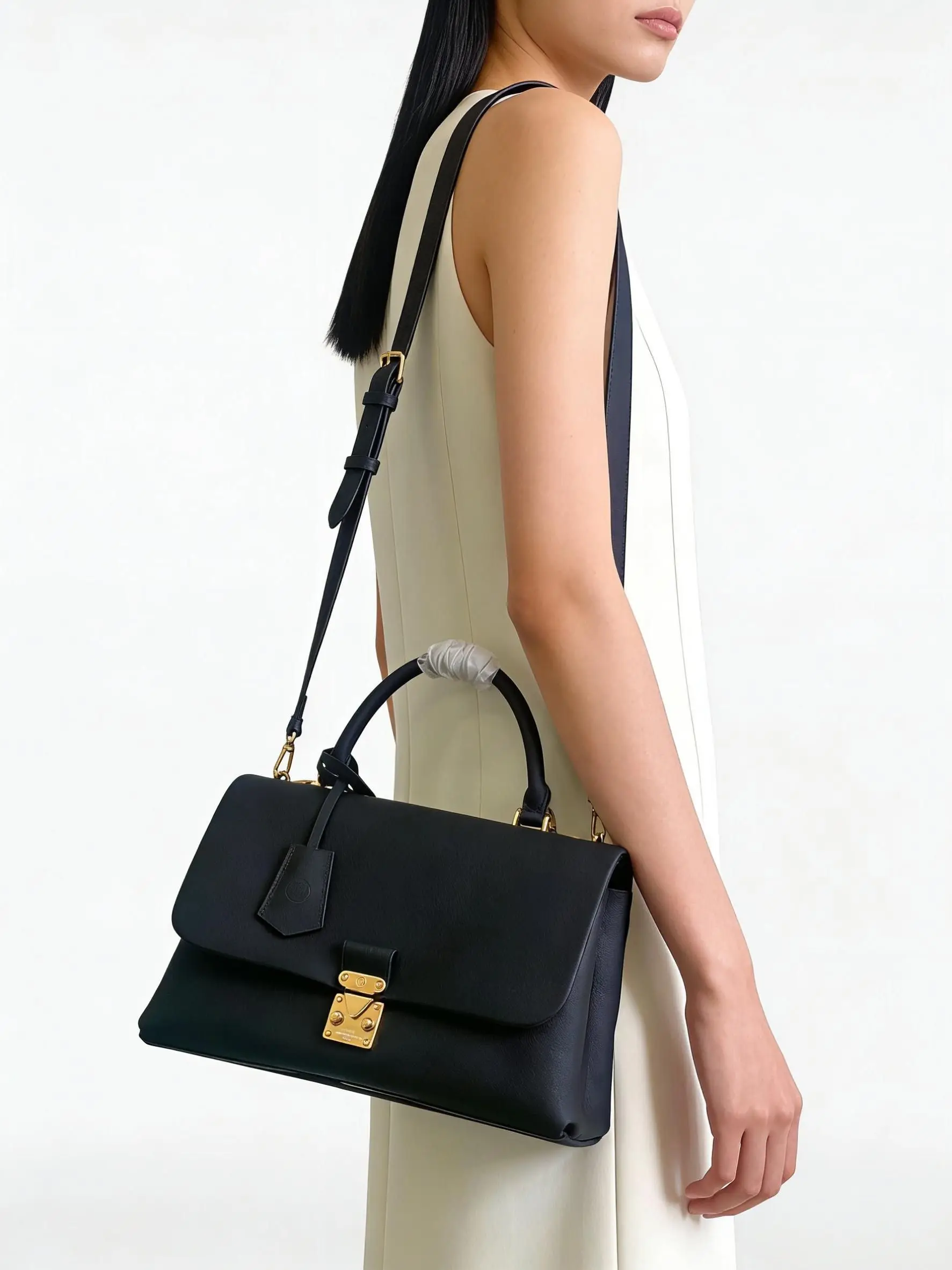 Women's Luxury Printed Handbag New Style Metal Chain Detail Elegant Shoulder Bag
Women's Luxury Printed Handbag New Style Metal Chain Detail Elegant Shoulder Bag