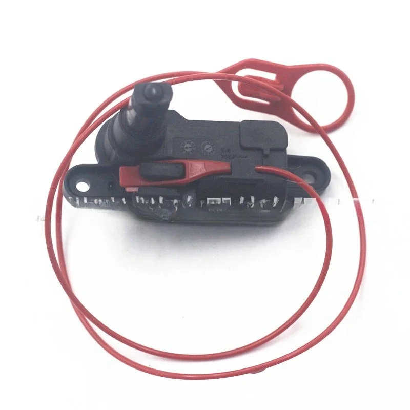 Привод двигателя открывания двери топливного бака для Audi, Volkswagen, Skoda и т. д. 8S0862153
Привод двигателя открывания двери топливного бака для Audi, Volkswagen, Skoda и т. д. 8S0862153