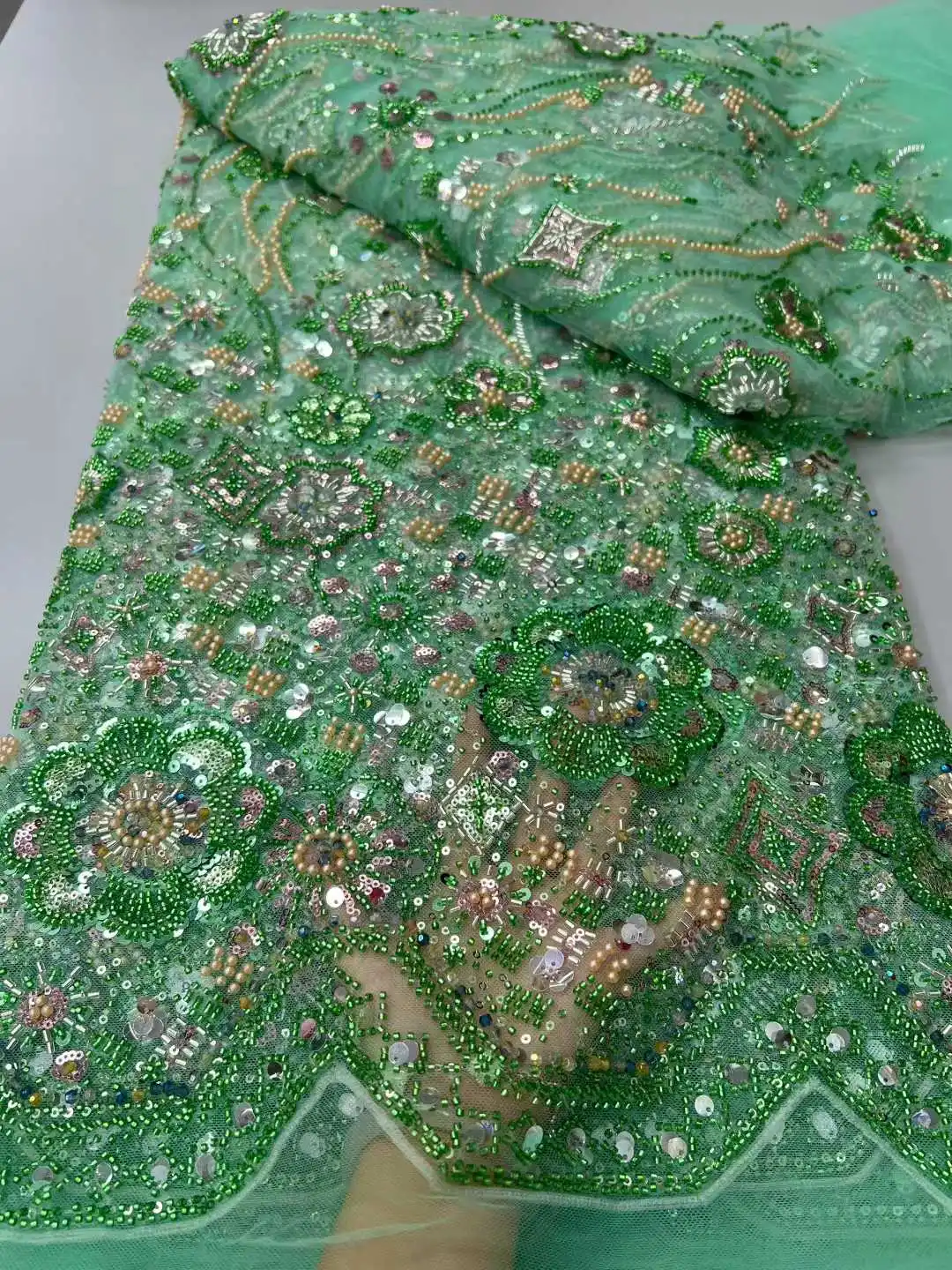 New Design Fashion African Nigerian Handmade Beaded Embroidery Sequins 2025 Hot Sale French Beads Tulle Lace For Party Dresses
New Design Fashion African Nigerian Handmade Beaded Embroidery Sequins 2025 Hot Sale French Beads Tulle Lace For Party Dresses