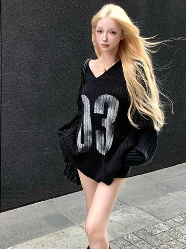 Y2k эстетические винтажные свободные пуловеры с принтом, повседневные свитера в стиле Харадзюку в стиле гранж с v-образным вырезом и открытыми плечами, универсальные джемперы, корейская мода
Y2k эстетические винтажные свободные пуловеры с принтом, повседневные свитера в стиле Харадзюку в стиле гранж с v-образным вырезом и открытыми плечами, универсальные джемперы, корейская мода