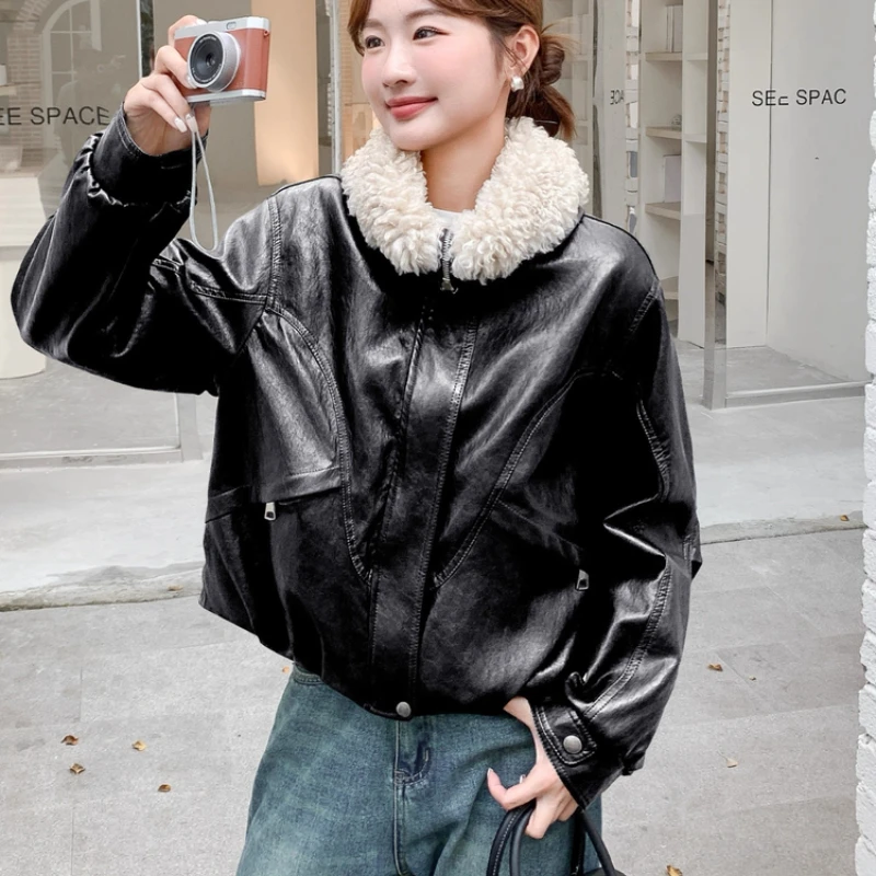 Plush Big Lapel Coat Plush Thick Warm Leather Jacket Women 2026 Outcoat Autumn Winter New Parkas Loose Thin Tops Cotton Clothes
Plush Big Lapel Coat Plush Thick Warm Leather Jacket Women 2026 Outcoat Autumn Winter New Parkas Loose Thin Tops Cotton Clothes