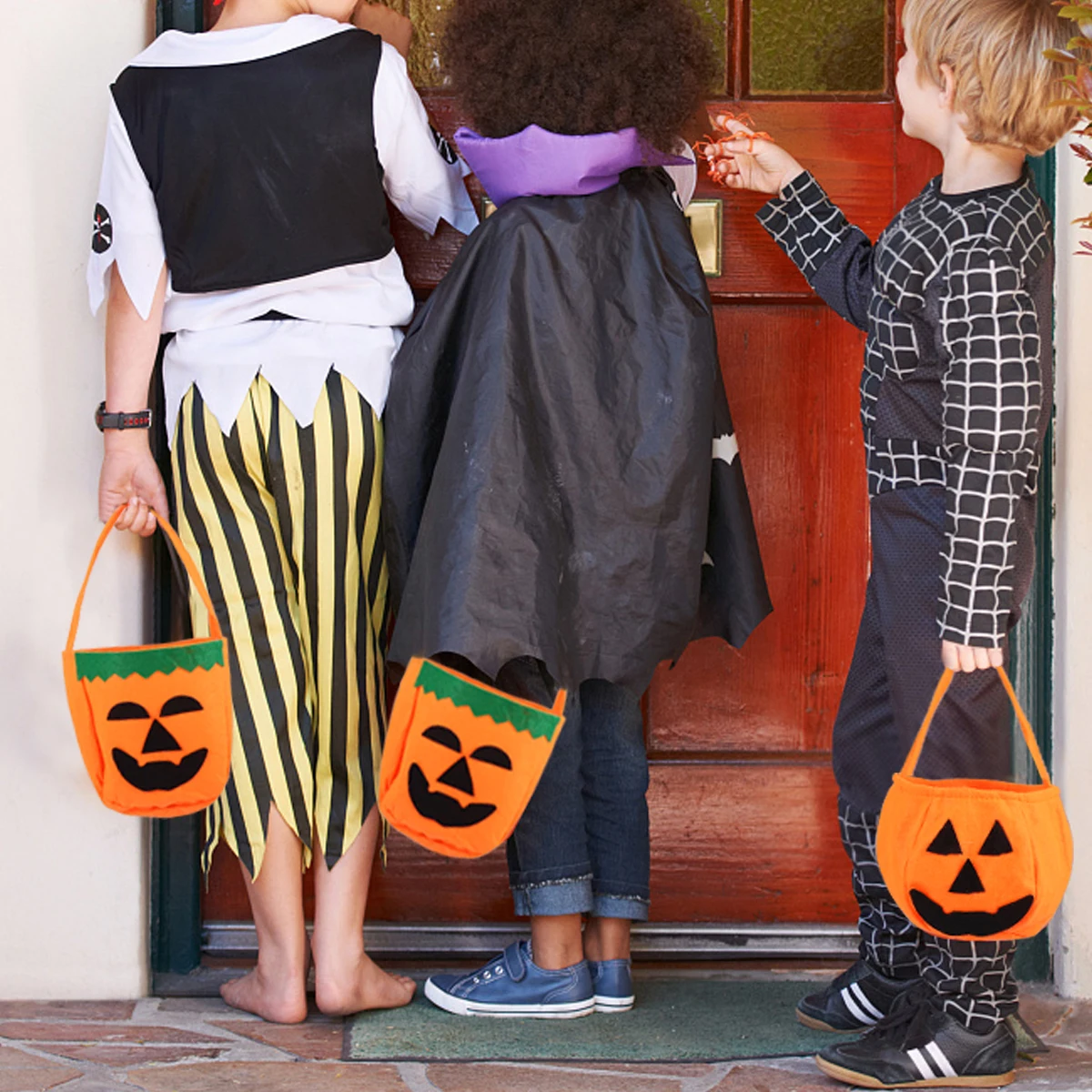 2pcs Halloween Candy Bags Non-Woven Pumpkin Storage Bag Trick Or Treat Gift Pouch Halloween Party Favor Container Large Capacity
2pcs Halloween Candy Bags Non-Woven Pumpkin Storage Bag Trick Or Treat Gift Pouch Halloween Party Favor Container Large Capacity