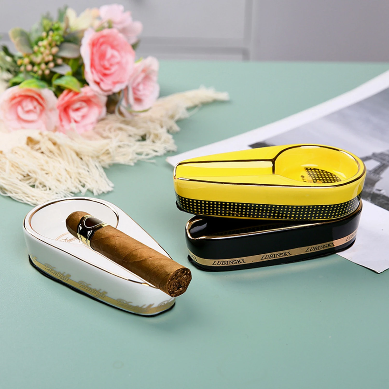 Portable Ceramic Cigar Ashtray - Creative Living Room Table Decor and Father's Day Gift
Portable Ceramic Cigar Ashtray - Creative Living Room Table Decor and Father's Day Gift