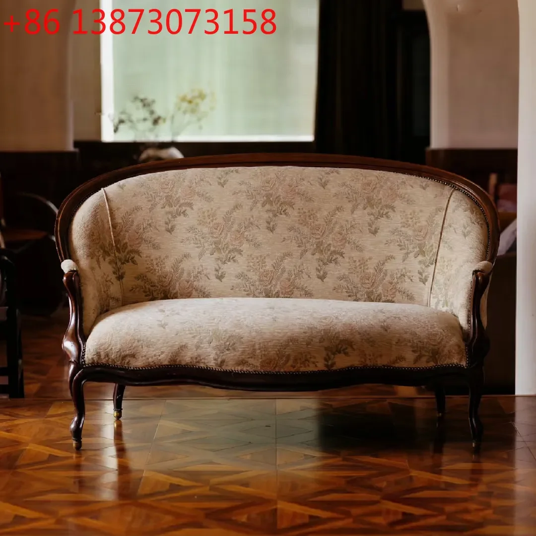 American retro old solid wood sofa French carved living room double three people fabric leisure chair middle Dong studio chair
American retro old solid wood sofa French carved living room double three people fabric leisure chair middle Dong studio chair