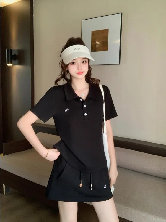 plus Size Women's Summer Sporty Style Embroidered Short Sleeve Top And High Waist A-Line Skirt Set Lazy Fashion
plus Size Women's Summer Sporty Style Embroidered Short Sleeve Top And High Waist A-Line Skirt Set Lazy Fashion