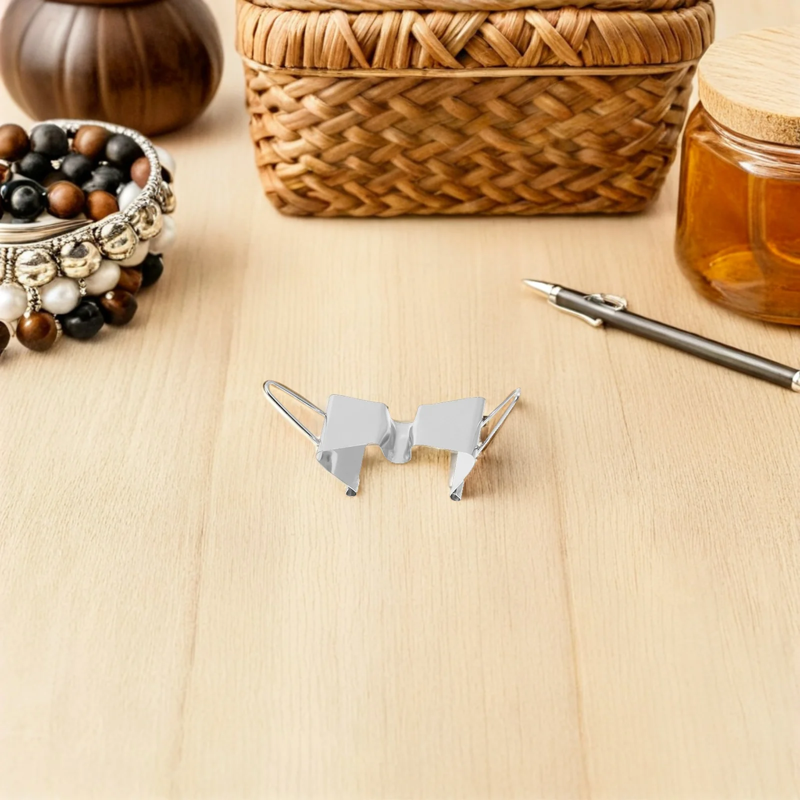 4pcs Oil Canvas Clips Stainless Steel Strong Sturdy Painting Frame Separating Clamps Wet Canvas Clip For Artwork Protection
4pcs Oil Canvas Clips Stainless Steel Strong Sturdy Painting Frame Separating Clamps Wet Canvas Clip For Artwork Protection