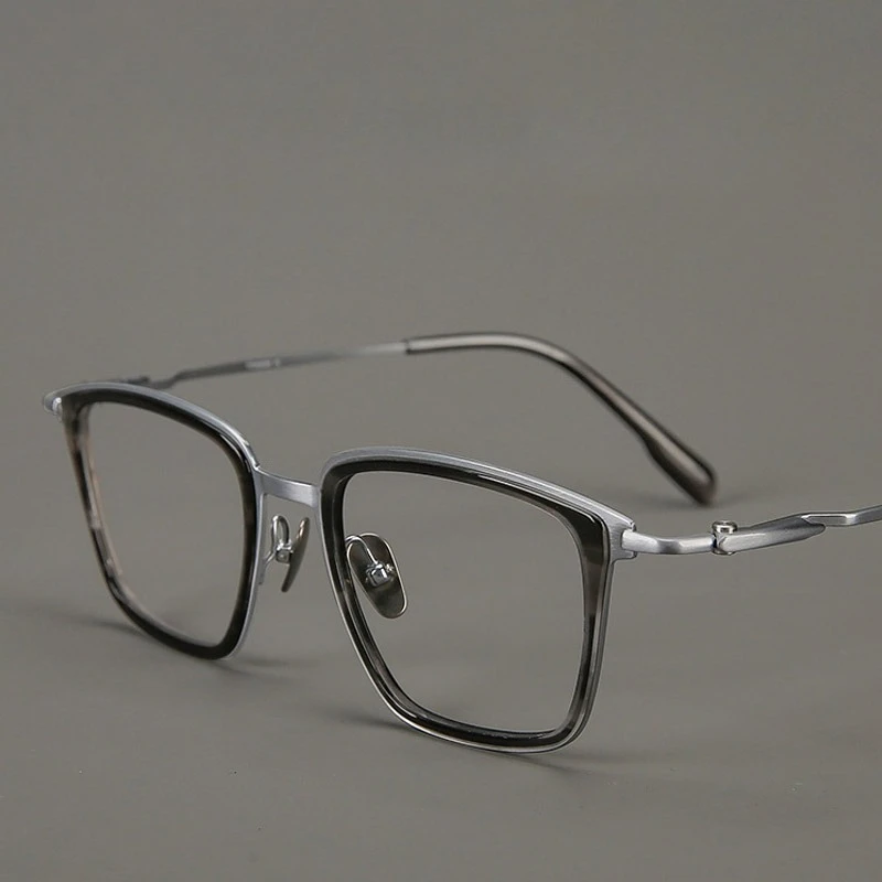 Очки больших размеров с красивой отделкой, квадратная оправа из сплава, для мужчин и женщин, с линзами для коррекции близорукости и дальнозоркости.
Очки больших размеров с красивой отделкой, квадратная оправа из сплава, для мужчин и женщин, с линзами для коррекции близорукости и дальнозоркости.