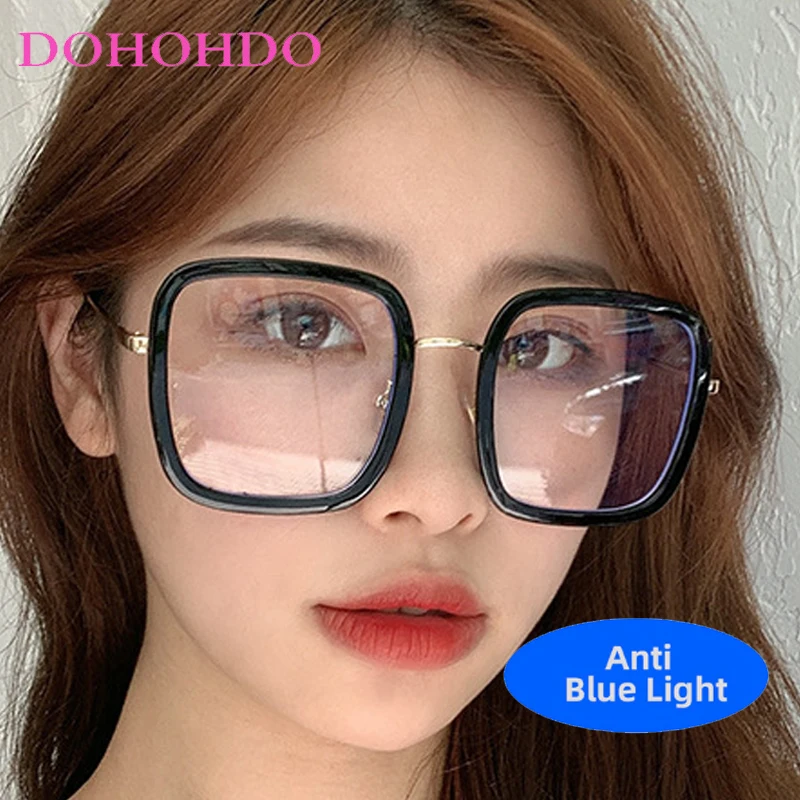 Fashion Luxury Designer Metal Square Thick Frame TR90 Blue Light Glasses Men Women Computer Classic Optical Glasses For Gaming
Fashion Luxury Designer Metal Square Thick Frame TR90 Blue Light Glasses Men Women Computer Classic Optical Glasses For Gaming