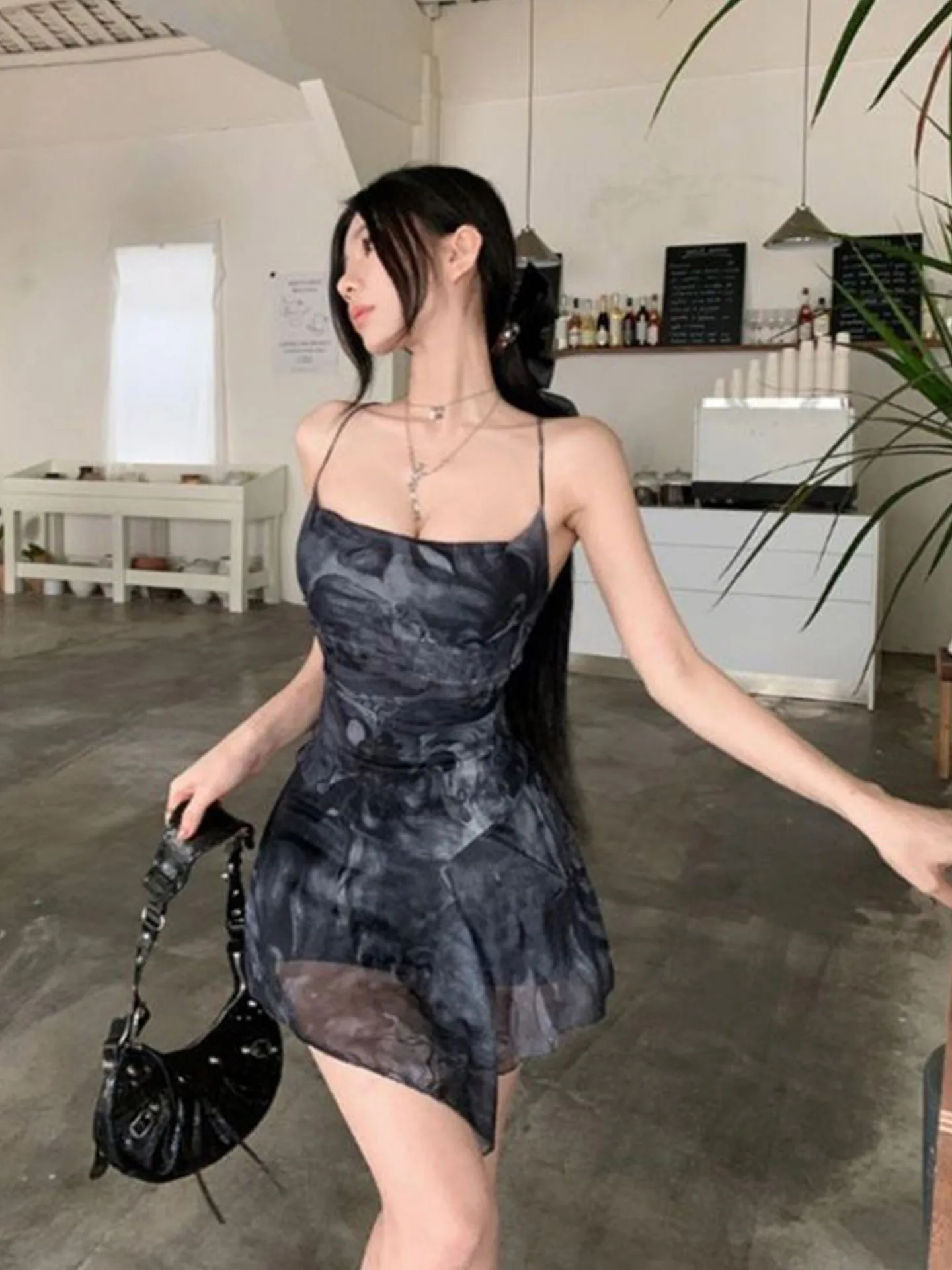 Sexy Tie-Dye Print Mesh Paneling Backless Short Dress City Walk High Waist Slim Fit Strapless Dress Korean Style Summer Dress
Sexy Tie-Dye Print Mesh Paneling Backless Short Dress City Walk High Waist Slim Fit Strapless Dress Korean Style Summer Dress