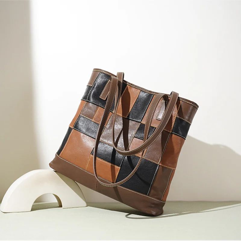 2026 New Niche Design Large Capacity Genuine Leather Vintage Shoulder Bag Fashionable Ladies Handbag Sheepskin Patch Tote Bags
2026 New Niche Design Large Capacity Genuine Leather Vintage Shoulder Bag Fashionable Ladies Handbag Sheepskin Patch Tote Bags