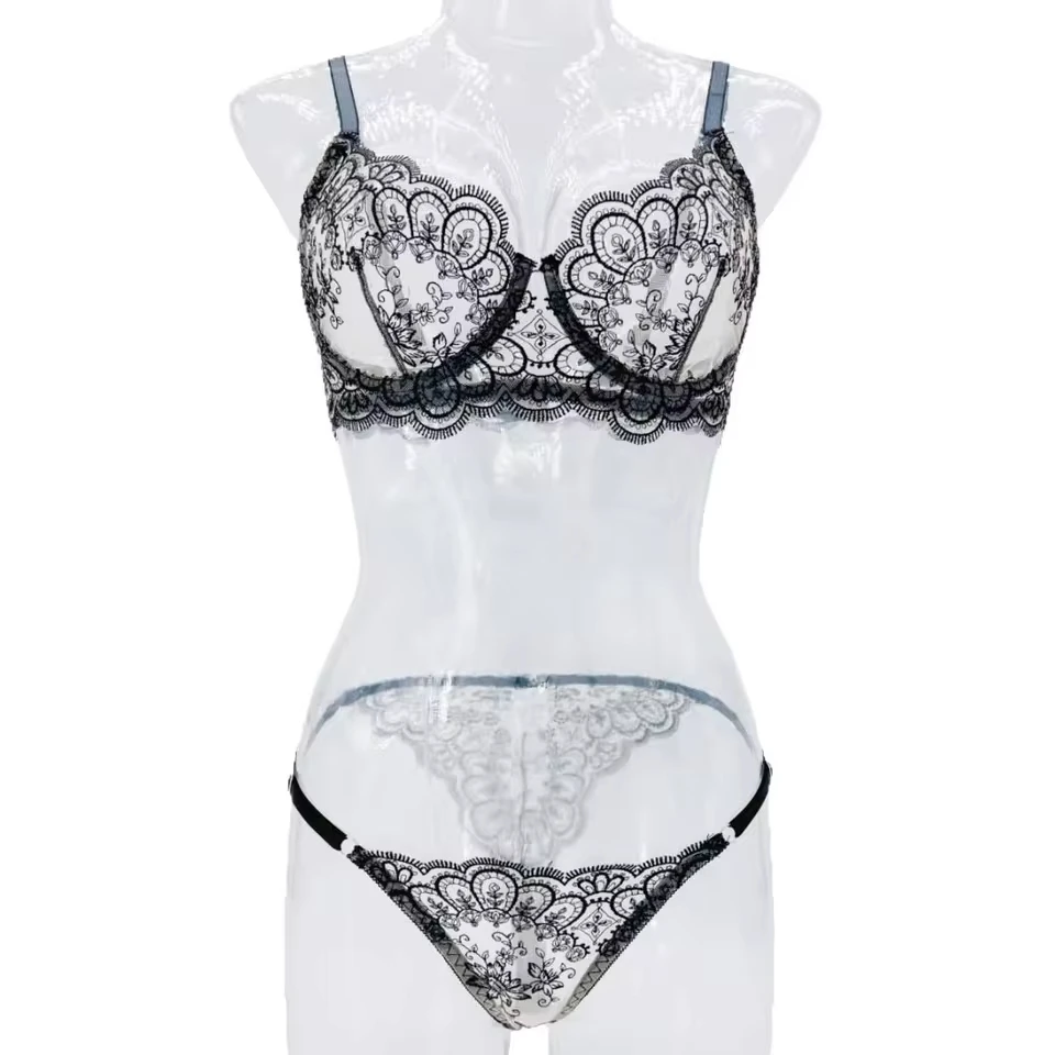 LingerieWestern See Through Mesh Embroidery Bra Panty Womens Black Floral Flowers Pattern Exquisite Charming Sexy Lingerie Set
LingerieWestern See Through Mesh Embroidery Bra Panty Womens Black Floral Flowers Pattern Exquisite Charming Sexy Lingerie Set