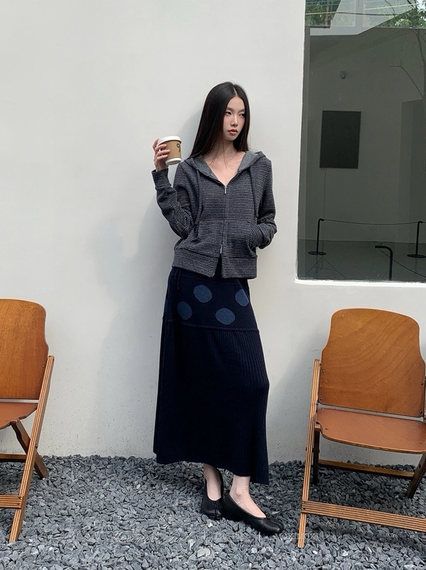 Короткое классическое базовое полосатое пальто-свитер MOXI с низкой насыщенностью цвета, двухцветное, вязаное, для женщин, осенне-зимняя верхняя одежда
Короткое классическое базовое полосатое пальто-свитер MOXI с низкой насыщенностью цвета, двухцветное, вязаное, для женщин, осенне-зимняя верхняя одежда