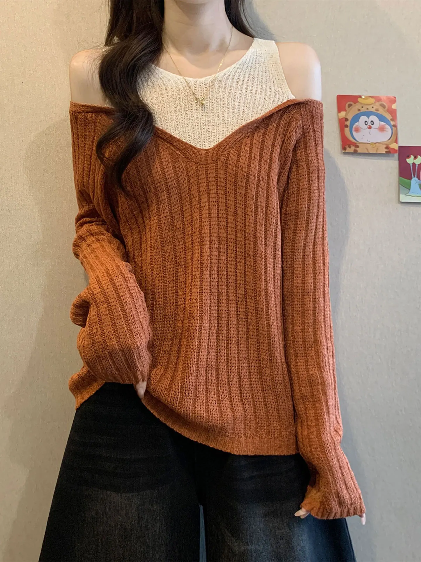 Ele Вязаный топ с длинными светями и очками, уникальный вид из двух предметов, повседневный свободный крой, мягкая смесь полиэстера, весенняя мода...
Ele Вязаный топ с длинными светями и очками, уникальный вид из двух предметов, повседневный свободный крой, мягкая смесь полиэстера, весенняя мода...