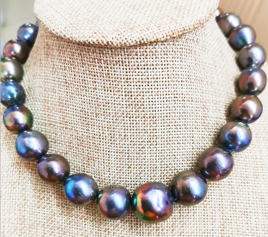 Genuine Natural Black Pearls Necklace, 14-18mm, 925 Silver Clasp, Luxurious Gift for Wedding or Anniversary
Genuine Natural Black Pearls Necklace, 14-18mm, 925 Silver Clasp, Luxurious Gift for Wedding or Anniversary