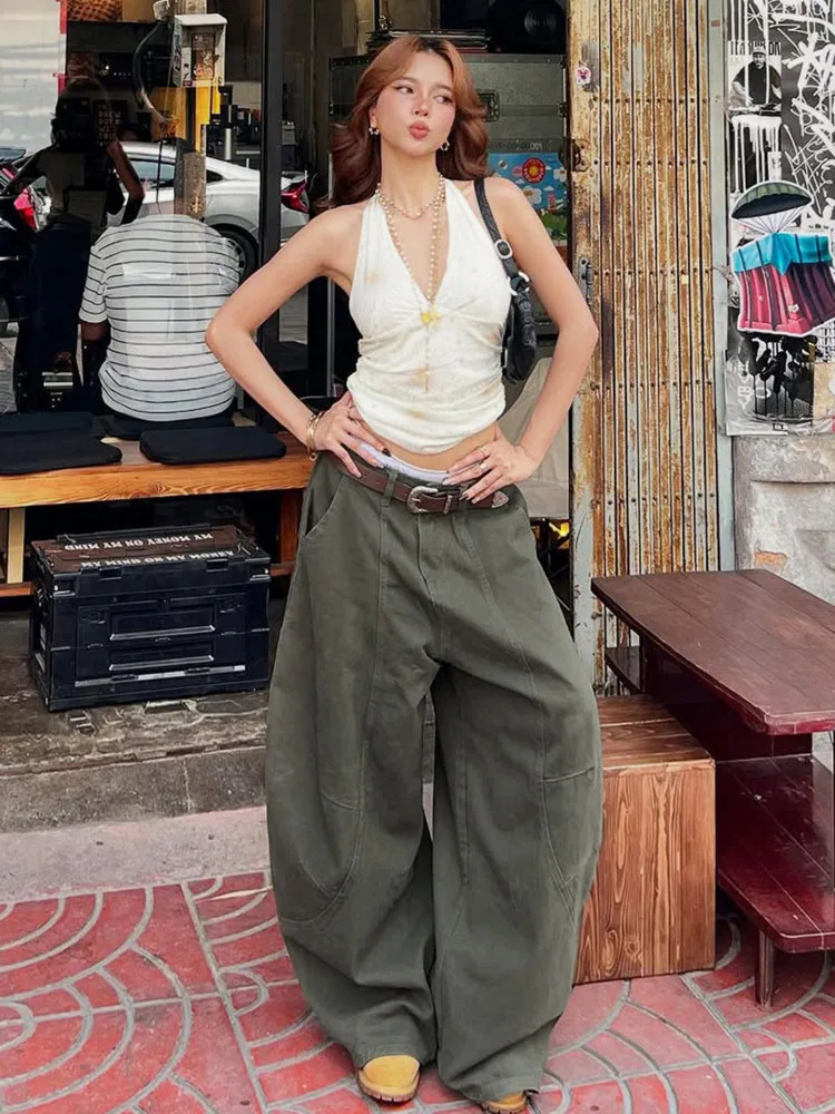 Street Style Loose Fit Women's Jeans Green Split Knife Drapey Dancing Long Trousers Trendy Low Waist Button Closure
Street Style Loose Fit Women's Jeans Green Split Knife Drapey Dancing Long Trousers Trendy Low Waist Button Closure