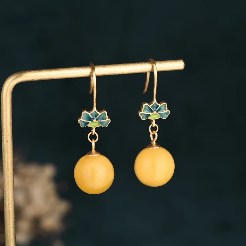 New Chinese Imitation Wax Chalcedony Jewelry Women's Vintage Cloisonne Earrings Round Pendant Exquisite Accessory Gift
New Chinese Imitation Wax Chalcedony Jewelry Women's Vintage Cloisonne Earrings Round Pendant Exquisite Accessory Gift