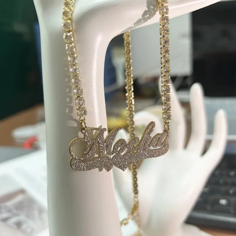 LeeChee Zircon Chain Silver Sticker Custom Name Pendant Necklace Anniversary Gift For Women Mom
LeeChee Zircon Chain Silver Sticker Custom Name Pendant Necklace Anniversary Gift For Women Mom